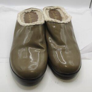 Cole Haan beige slip on mules – waterproof size 8.5AA